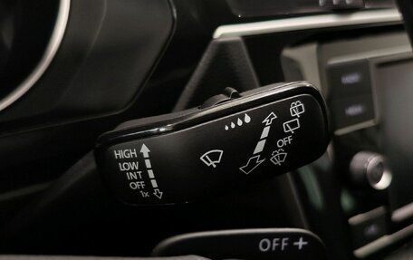 Volkswagen Tiguan II, 2018 год, 2 449 900 рублей, 20 фотография