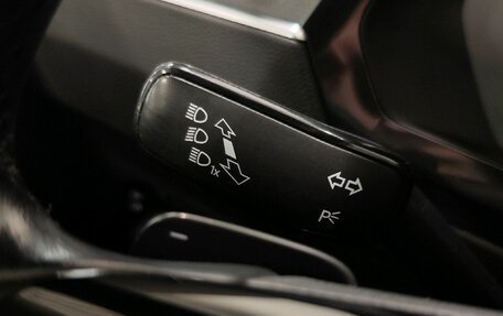 Volkswagen Tiguan II, 2018 год, 2 449 900 рублей, 17 фотография