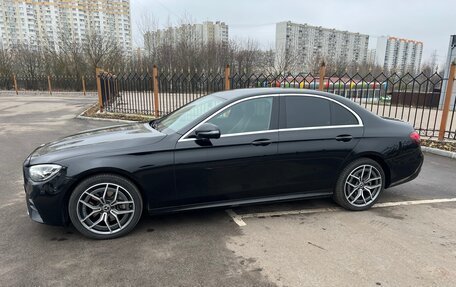 Mercedes-Benz E-Класс, 2020 год, 4 100 000 рублей, 1 фотография