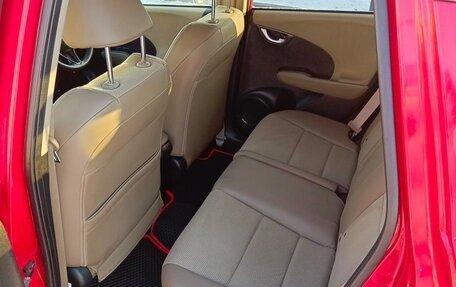 Honda Fit Shuttle I рестайлинг, 2011 год, 1 165 000 рублей, 26 фотография