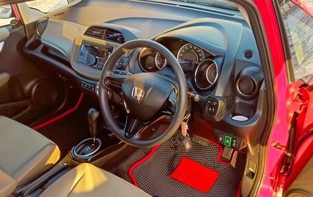 Honda Fit Shuttle I рестайлинг, 2011 год, 1 165 000 рублей, 27 фотография