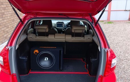 Honda Fit Shuttle I рестайлинг, 2011 год, 1 165 000 рублей, 37 фотография