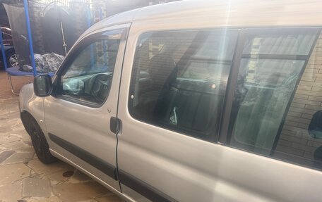 Citroen Berlingo II рестайлинг, 2011 год, 700 000 рублей, 2 фотография