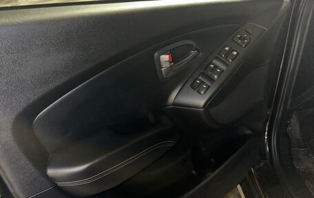 Hyundai ix35 I рестайлинг, 2013 год, 1 500 000 рублей, 9 фотография