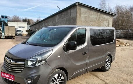 Opel Vivaro B, 2018 год, 2 700 000 рублей, 4 фотография