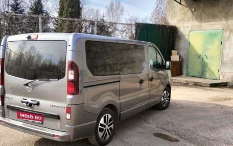 Opel Vivaro B, 2018 год, 2 700 000 рублей, 3 фотография