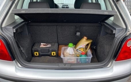 Volkswagen Polo IV рестайлинг, 2003 год, 320 000 рублей, 13 фотография