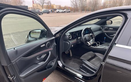 Mercedes-Benz E-Класс, 2020 год, 4 100 000 рублей, 8 фотография