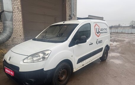 Peugeot Partner II рестайлинг 2, 2013 год, 550 000 рублей, 1 фотография