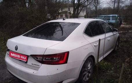 Skoda Superb III рестайлинг, 2016 год, 1 050 000 рублей, 1 фотография