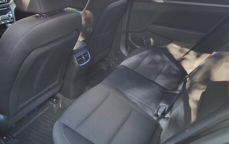 Hyundai Elantra VI рестайлинг, 2020 год, 1 350 000 рублей, 13 фотография