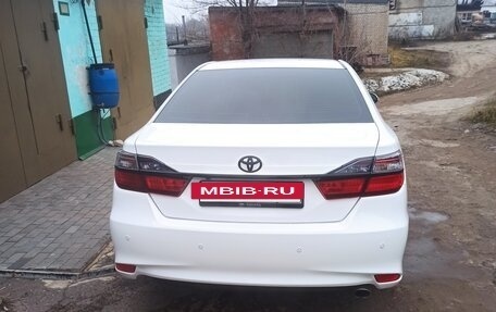 Toyota Camry, 2015 год, 1 780 000 рублей, 5 фотография