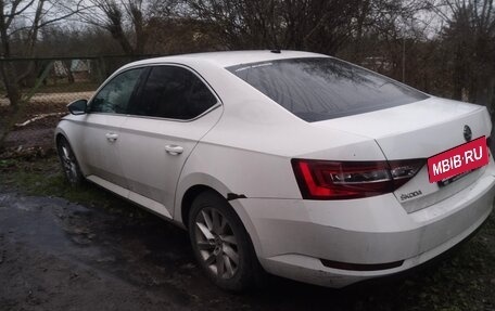 Skoda Superb III рестайлинг, 2016 год, 1 050 000 рублей, 3 фотография