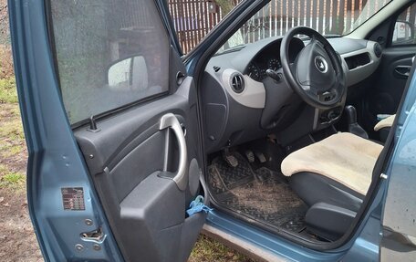 Renault Logan I, 2012 год, 570 000 рублей, 2 фотография