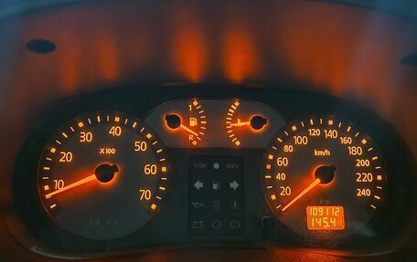 Renault Symbol I, 2004 год, 400 000 рублей, 20 фотография