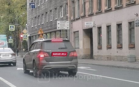 Mercedes-Benz M-Класс, 2012 год, 1 850 000 рублей, 2 фотография