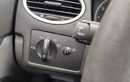 Ford Focus II рестайлинг, 2005 год, 420 000 рублей, 2 фотография