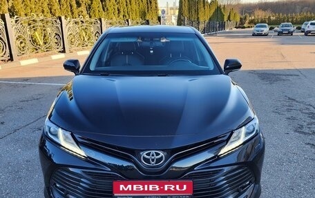 Toyota Camry, 2019 год, 2 740 000 рублей, 1 фотография