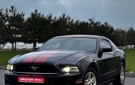 Ford Mustang VI рестайлинг, 2012 год, 1 149 000 рублей, 1 фотография