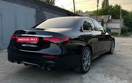 Mercedes-Benz E-Класс, 2022 год, 5 870 000 рублей, 2 фотография