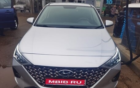 Hyundai Solaris II рестайлинг, 2021 год, 1 650 000 рублей, 1 фотография