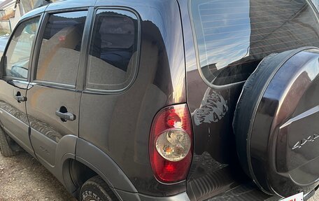 Chevrolet Niva I рестайлинг, 2011 год, 550 000 рублей, 4 фотография