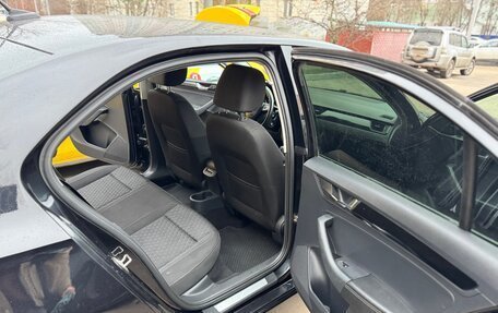 Skoda Rapid I, 2018 год, 890 000 рублей, 13 фотография