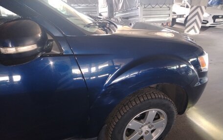 Mitsubishi Outlander III рестайлинг 3, 2011 год, 850 000 рублей, 17 фотография