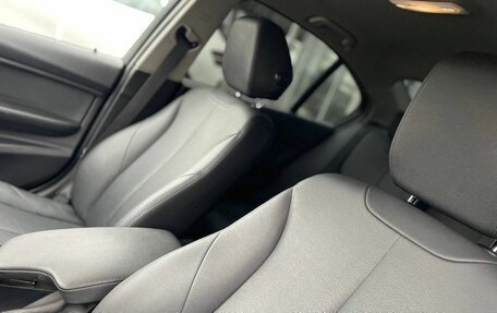 BMW 3 серия, 2016 год, 1 800 000 рублей, 16 фотография