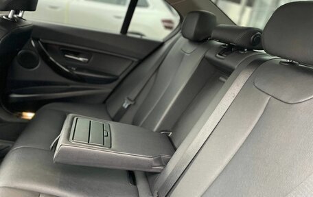 BMW 3 серия, 2016 год, 1 800 000 рублей, 20 фотография