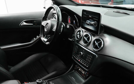 Mercedes-Benz GLA, 2016 год, 2 300 000 рублей, 11 фотография