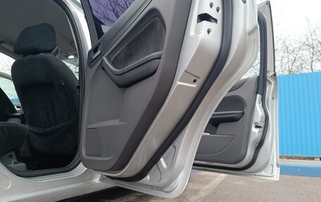 Ford Focus II рестайлинг, 2006 год, 393 000 рублей, 24 фотография