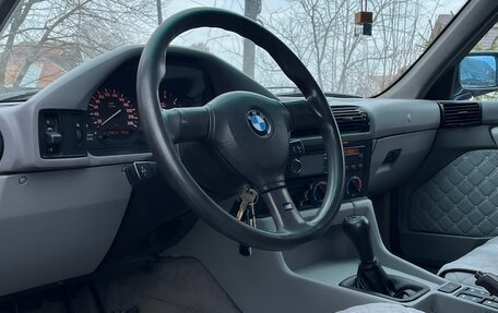BMW 5 серия, 1992 год, 450 000 рублей, 19 фотография