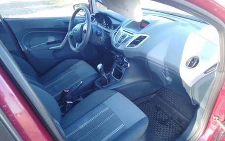 Ford Fiesta, 2010 год, 560 000 рублей, 11 фотография