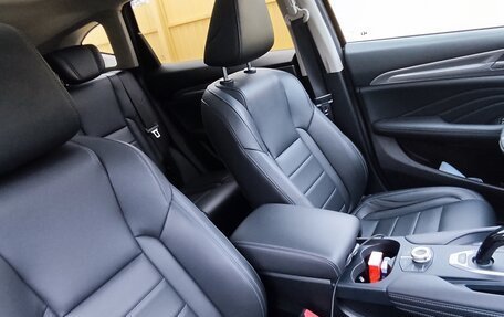 Haval F7 I, 2021 год, 2 300 000 рублей, 6 фотография