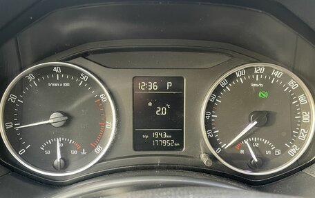 Skoda Octavia, 2011 год, 999 000 рублей, 17 фотография