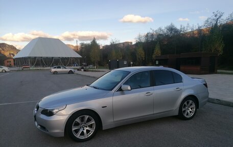 BMW 5 серия, 2004 год, 1 066 666 рублей, 3 фотография