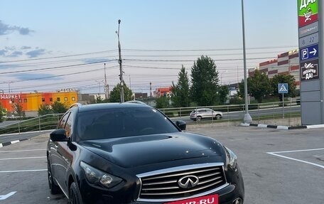 Infiniti FX II, 2010 год, 1 650 000 рублей, 17 фотография