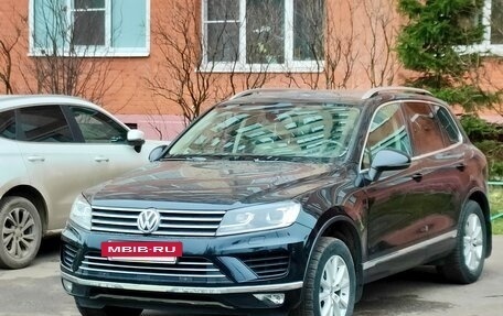Volkswagen Touareg III, 2016 год, 2 850 000 рублей, 2 фотография