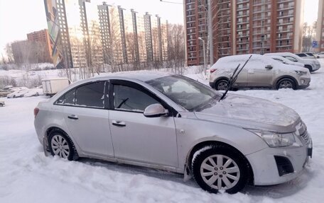 Chevrolet Cruze II, 2013 год, 600 000 рублей, 7 фотография