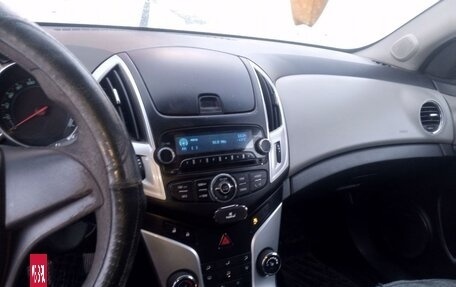 Chevrolet Cruze II, 2013 год, 600 000 рублей, 12 фотография