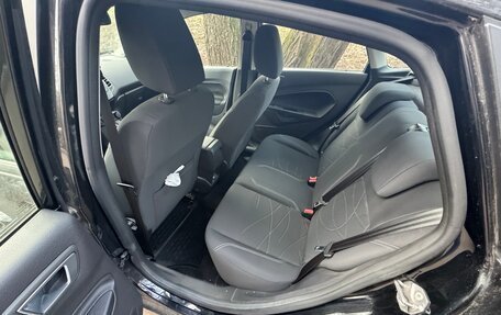 Ford Fiesta, 2016 год, 800 000 рублей, 12 фотография