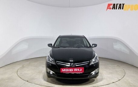 Hyundai Solaris II рестайлинг, 2015 год, 1 100 000 рублей, 2 фотография