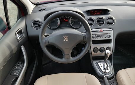 Peugeot 308 II, 2011 год, 695 000 рублей, 3 фотография