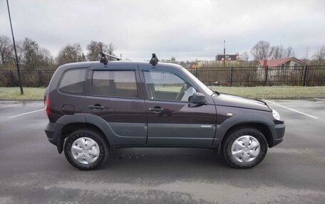 Chevrolet Niva I рестайлинг, 2013 год, 540 000 рублей, 15 фотография