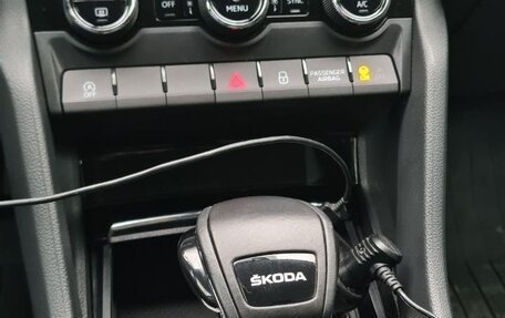 Skoda Karoq I, 2021 год, 2 400 000 рублей, 10 фотография