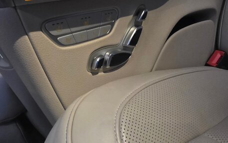 Mercedes-Benz V-Класс, 2021 год, 21 фотография