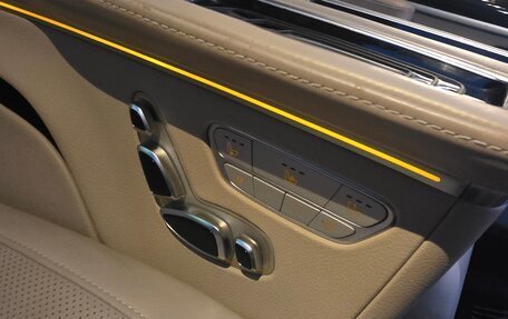 Mercedes-Benz V-Класс, 2021 год, 23 фотография