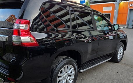 Toyota Land Cruiser Prado 150 рестайлинг 2, 2016 год, 4 200 000 рублей, 2 фотография