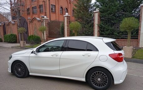 Mercedes-Benz A-Класс, 2014 год, 1 670 000 рублей, 4 фотография